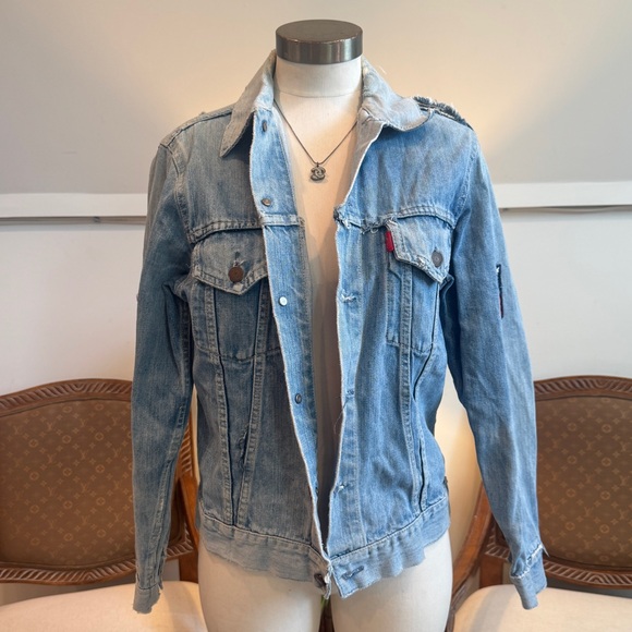 Levi's Jackets & Blazers - Vintage 70s-80s Levi’s Trucker Denim Jacket Made in USA Navy Patch London Badge